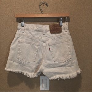 high waisted levi shorts